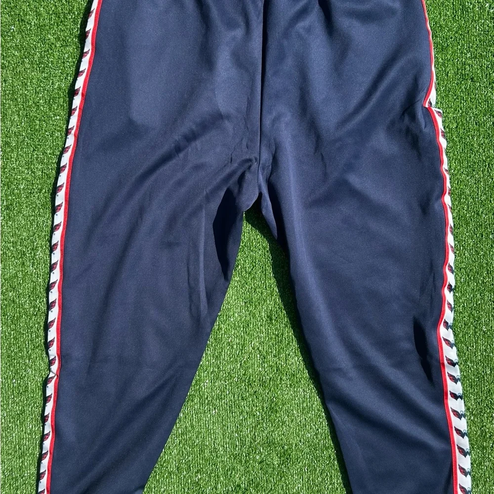 Washington Capitals Stripe Logo Jogger Track Pants Men’s 2XL FOCO NHL NWT Navy - Picture 2 of 14